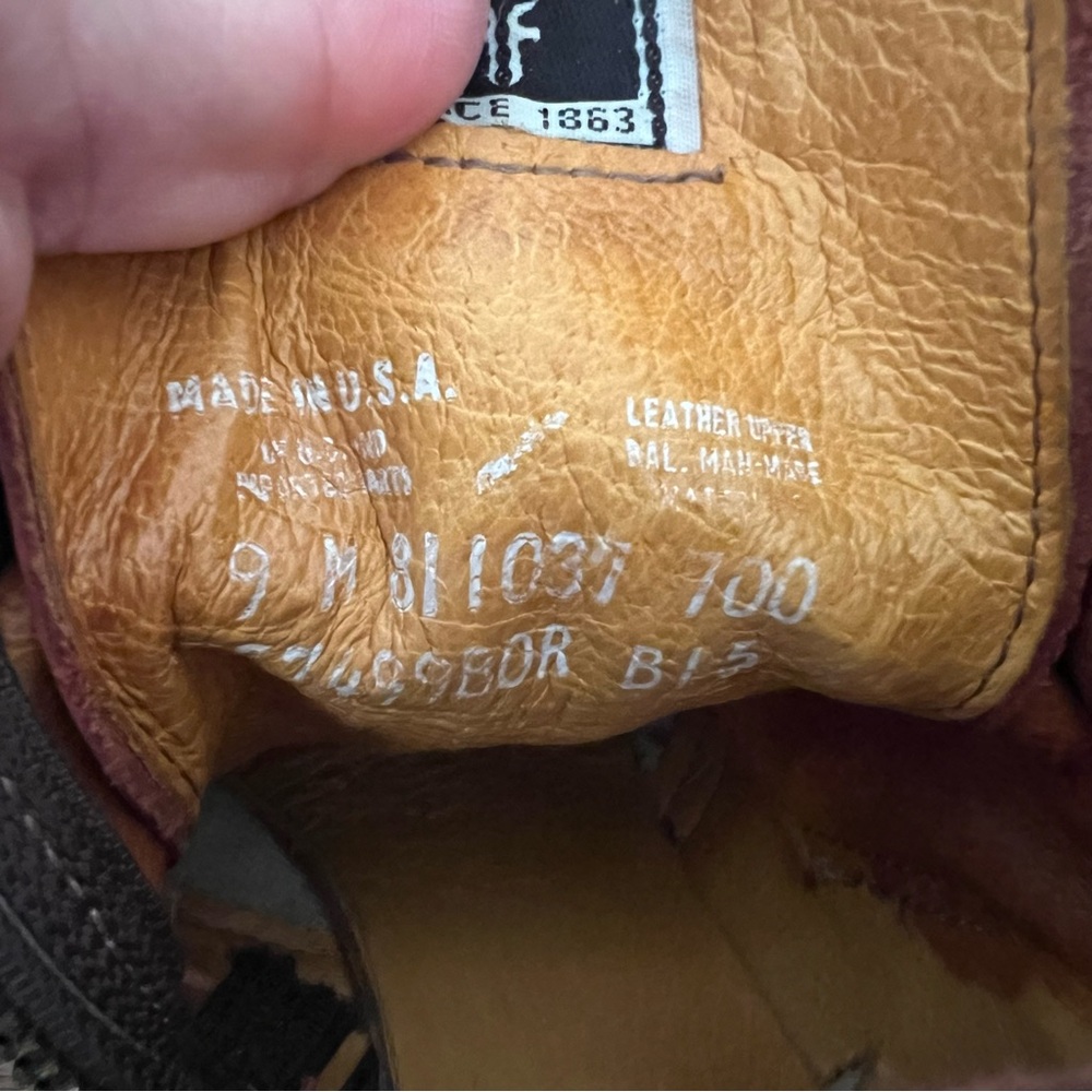 Frye Sabrina Double Buckles Ankle Boots in Antique Burgundy Size 9 M - Picture 15 of 16